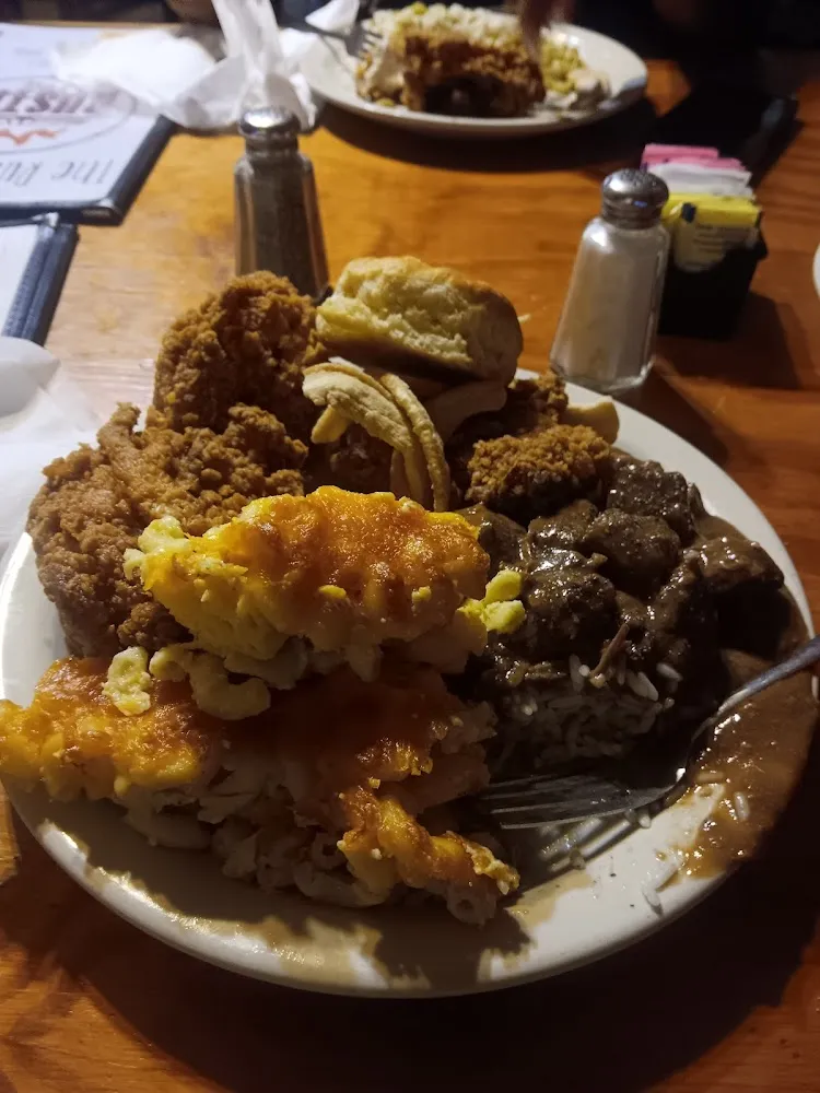 Rice Stewbeef Mac Cheese and Fat Back